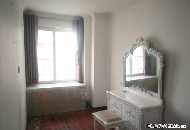 富临大都会7栋办公出租 小三室 3个空调 木地板 - 房屋出租 - 房屋租售 - 绵阳分类信息 - 绵阳28生活网 mianyang.28life.com